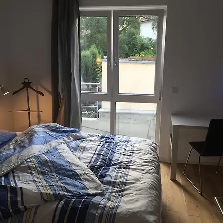 Nahe Villenviertel *